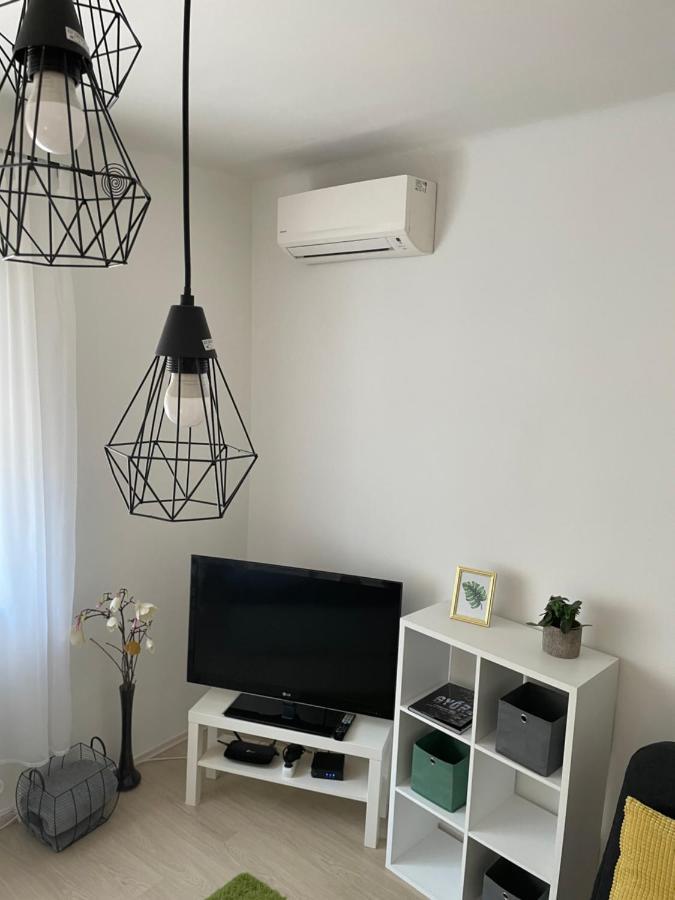Magnolia Apartman Győr Exteriör bild