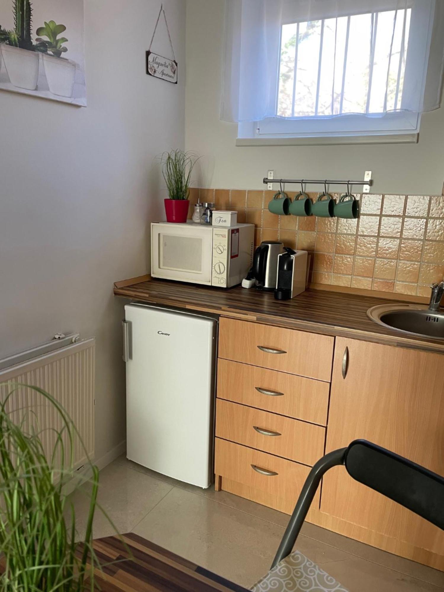 Magnolia Apartman Győr Exteriör bild